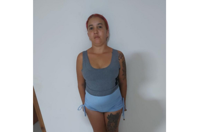 Mulher é presa com crack na companhia do filho de 2 anos