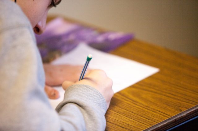 Estão abertas as inscrições para o Exame de Suplência para conclusão do Ensino Fundamental