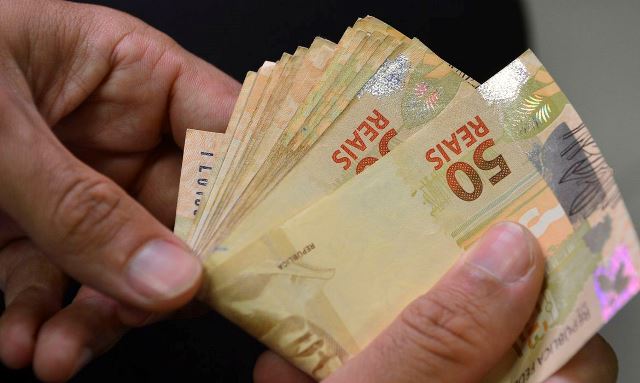 Pagamento do 13º salário injetará R$ 291 bilhões na economia