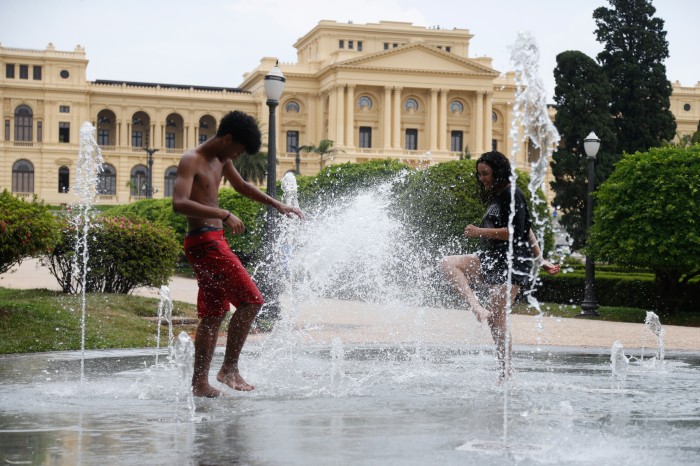 Onda de calor atinge seis estados e DF no fim de semana