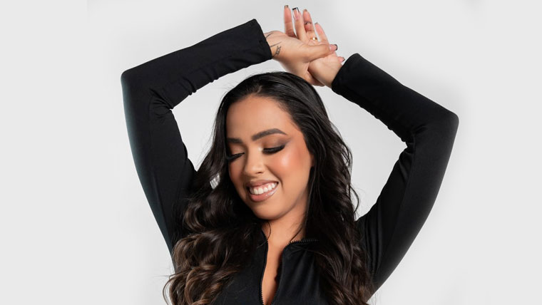 Talento e autenticidade: Cantora paraense apresenta o seu primeiro CD