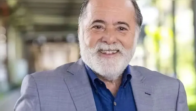 Tony Ramos recebe alta do Hospital Samaritano, no Rio