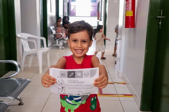 Mais de 1.000 crianças foram vacinadas contra pólio e sarampo em Canaã dos Carajás