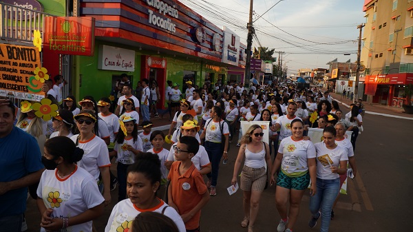 Caminhada marca Dia Nacional de Combate ao Abuso e Exploração Sexual de Crianças e Adolescentes