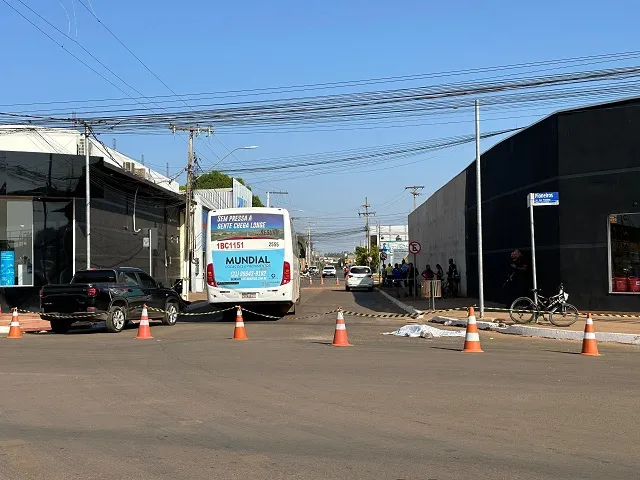 Ciclista morre atropelado na Avenida dos Pioneiros