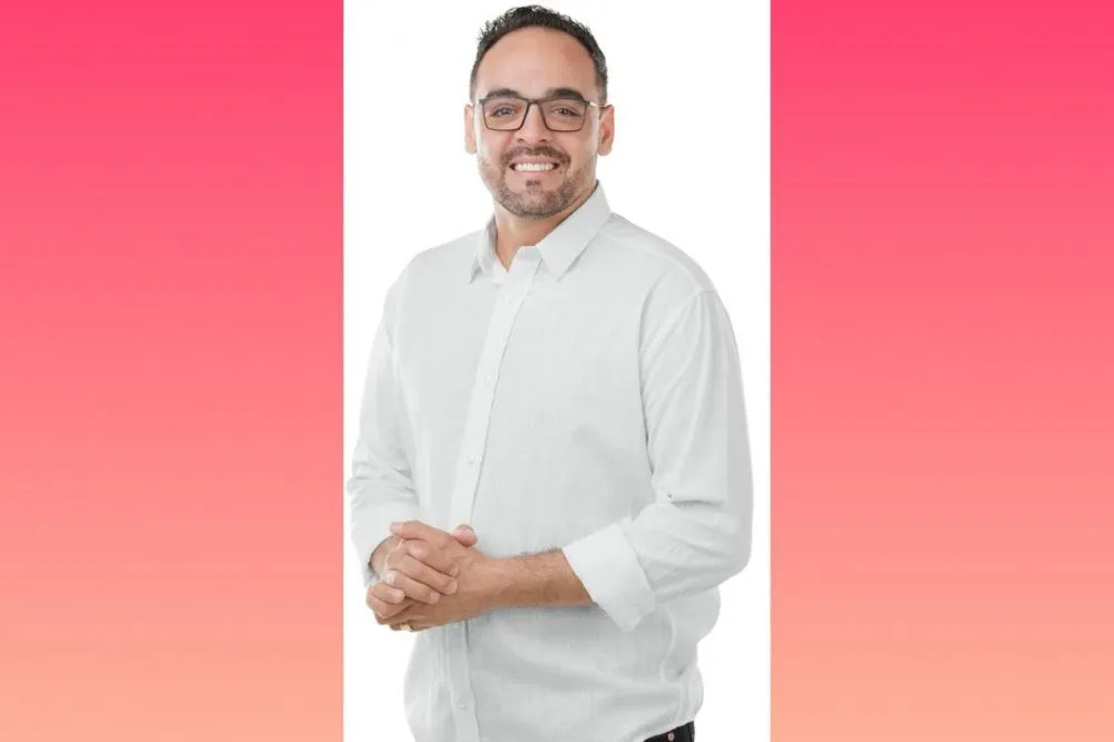 Adesivaço e caminhada marcam o início da campanha de Aurélio Goiano nesta sexta-feira (16), em Parauapebas. 
