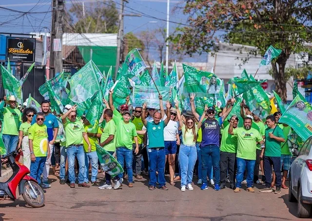 Josemira visita bairros Centro e Maranhense e convida para 1º comício