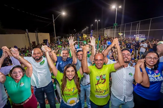 Josemira faz grande comício na Vila Planalto e recebe apoio de moradores