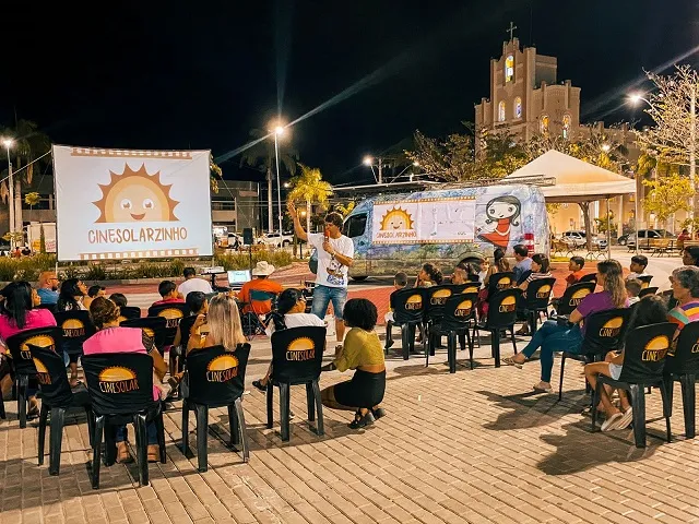  CineSolar: Primeiro cinema itinerante do Brasil movido a energia solar, chega a Canaã nesta quarta-feira (30)