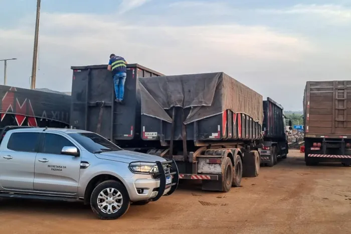Sefa apreende 60 toneladas de sucata sem nota fiscal em Dom Eliseu, nordeste estadual