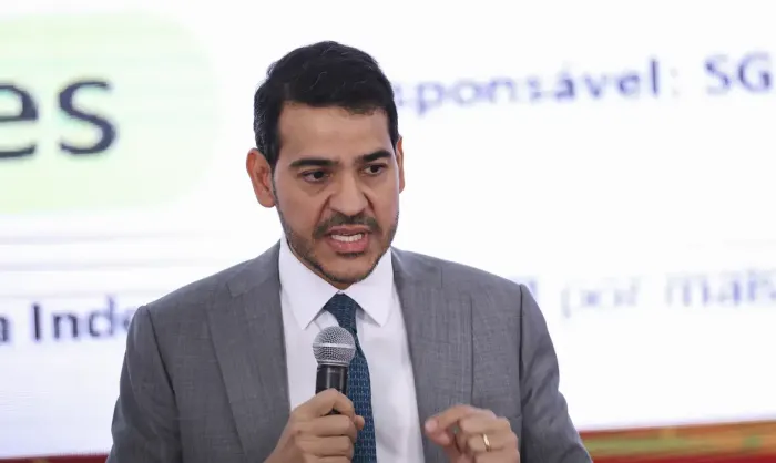 Advocacia-Geral da União pede que Polícia Federal investigue fake news relacionadas ao Pix