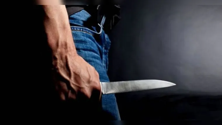 EM PLENA SEXTA-FEIRA SANTA: Marido degola mulher com facão e é morto pela polícia no Pará