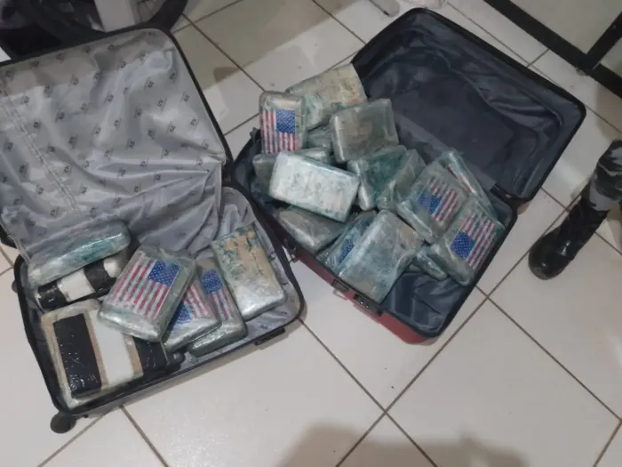 Polícias Civil e Militar realizam operação conjunta contra o tráfico de drogas em Altamira