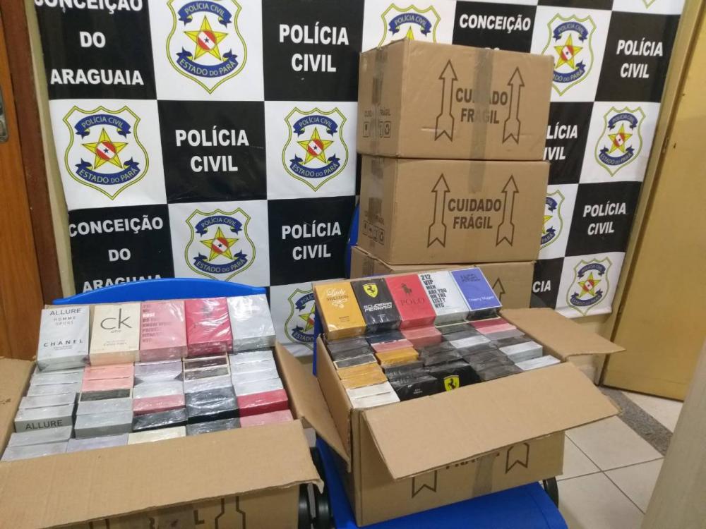Mulher é presa vendendo perfumes falsificados
