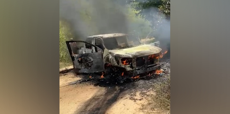 Bando ataca carro-forte pra roubar R$ 3,4 milhões