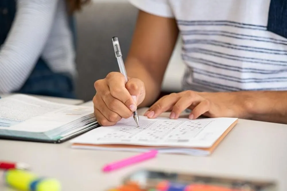 Nova chance para concluir o Ensino Fundamental: inscrições abertas para o Exame de Suplência 2025