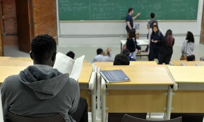Brasil tem maior número de aluno por professor em faculdades privadas
