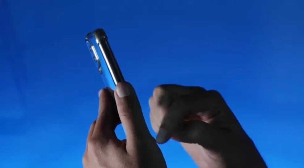 ‘Golpe da mão fantasma’ invade celular e esvazia conta; saiba como evitar
