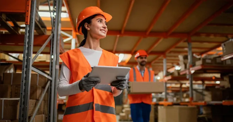 Trabalho aos sábados: entenda quando a jornada gera hora extra