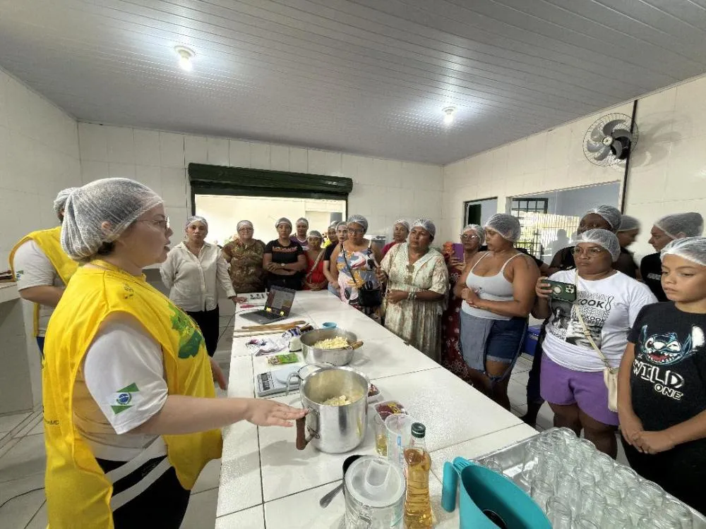 Oficina de geleia artesanal capacita mulheres para gerar renda em Parauapebas