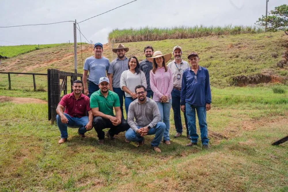 Dia de Campo destaca uso da cana-de-açúcar na produção leiteira