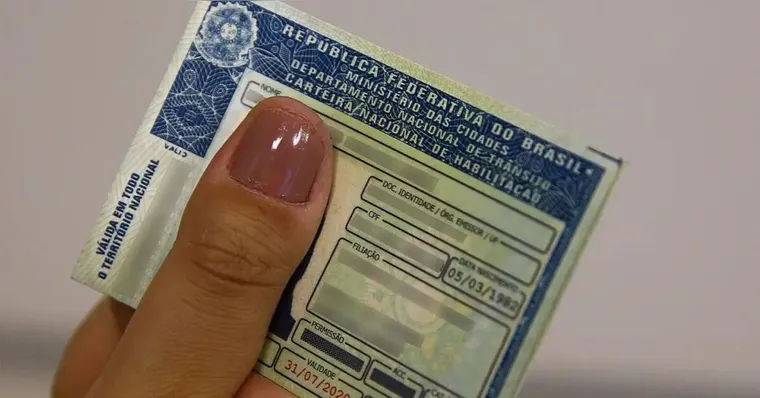 Detran confirma que CPF irregular bloqueia CNH e pode impedir renovação
