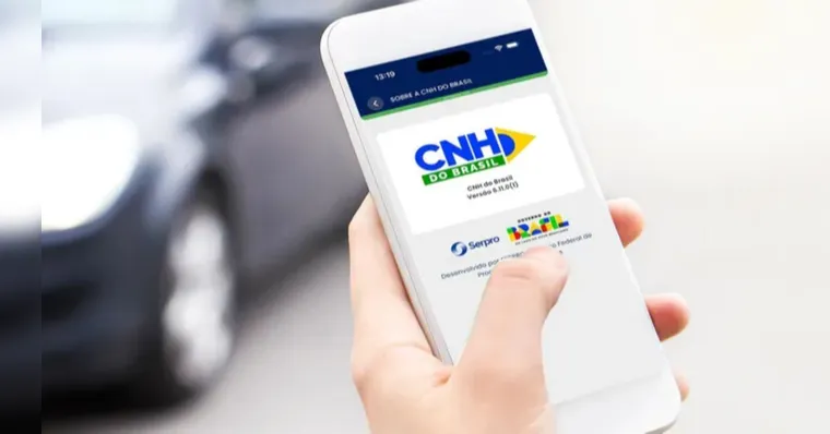Esqueceu a CNH na blitz e celular sem bateria? Veja o que fazer
