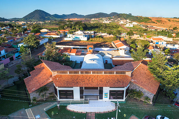 Cineasta premiada fará palestra gratuita na Casa da Cultura de Canaã dos Carajás