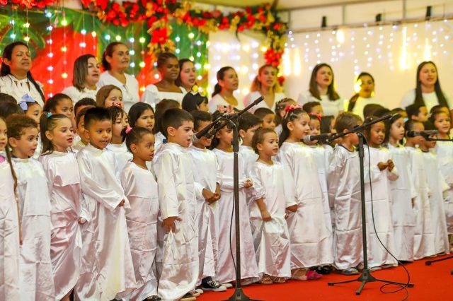 População da VS-52 e região celebra o Natal com a Comunidade