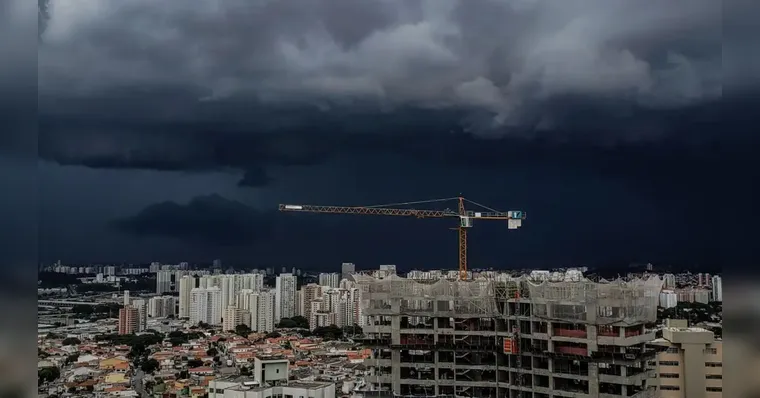Os volumes estimados não são uniformes, pois dependem da intensidade das precipitações e da localização exata de cada ponto. | Rafa Neddermeyer / Agência Brasil