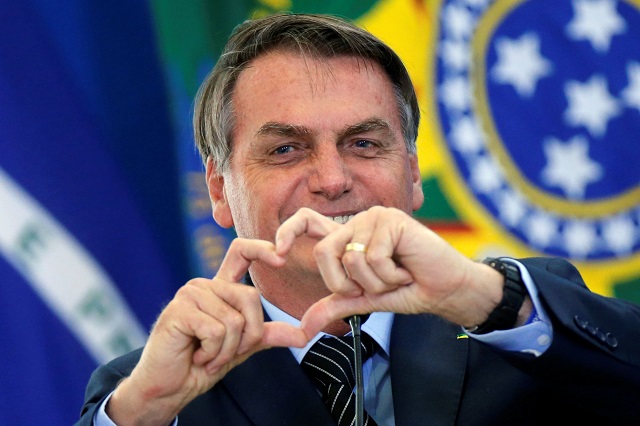Bolsonaro diz que volta ao Brasil nas próximas semanas: 'Missão não acabou'