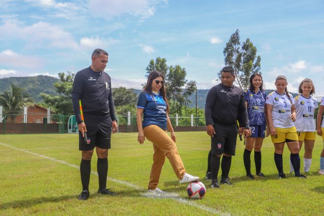 Agrovila Jerusalém ganha estádio em dia de anúncio de novas obras