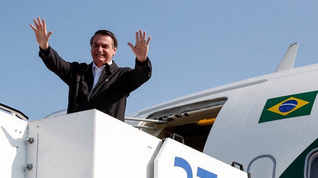 Após 89 dias nos EUA, Bolsonaro está de volta ao Brasil